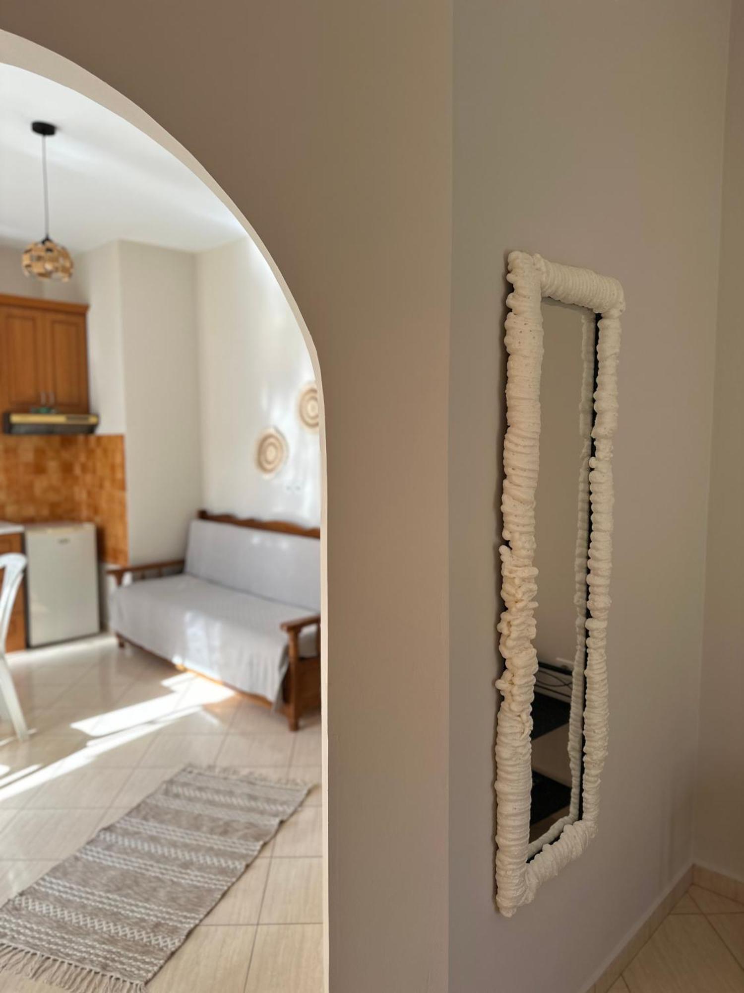 Vila Lemon Tree Sarandë Esterno foto