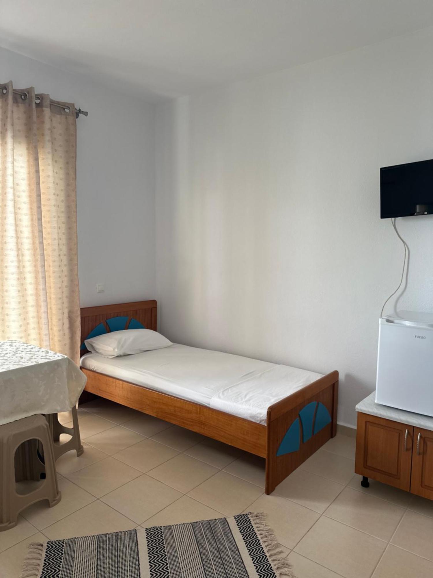 Vila Lemon Tree Sarandë Esterno foto