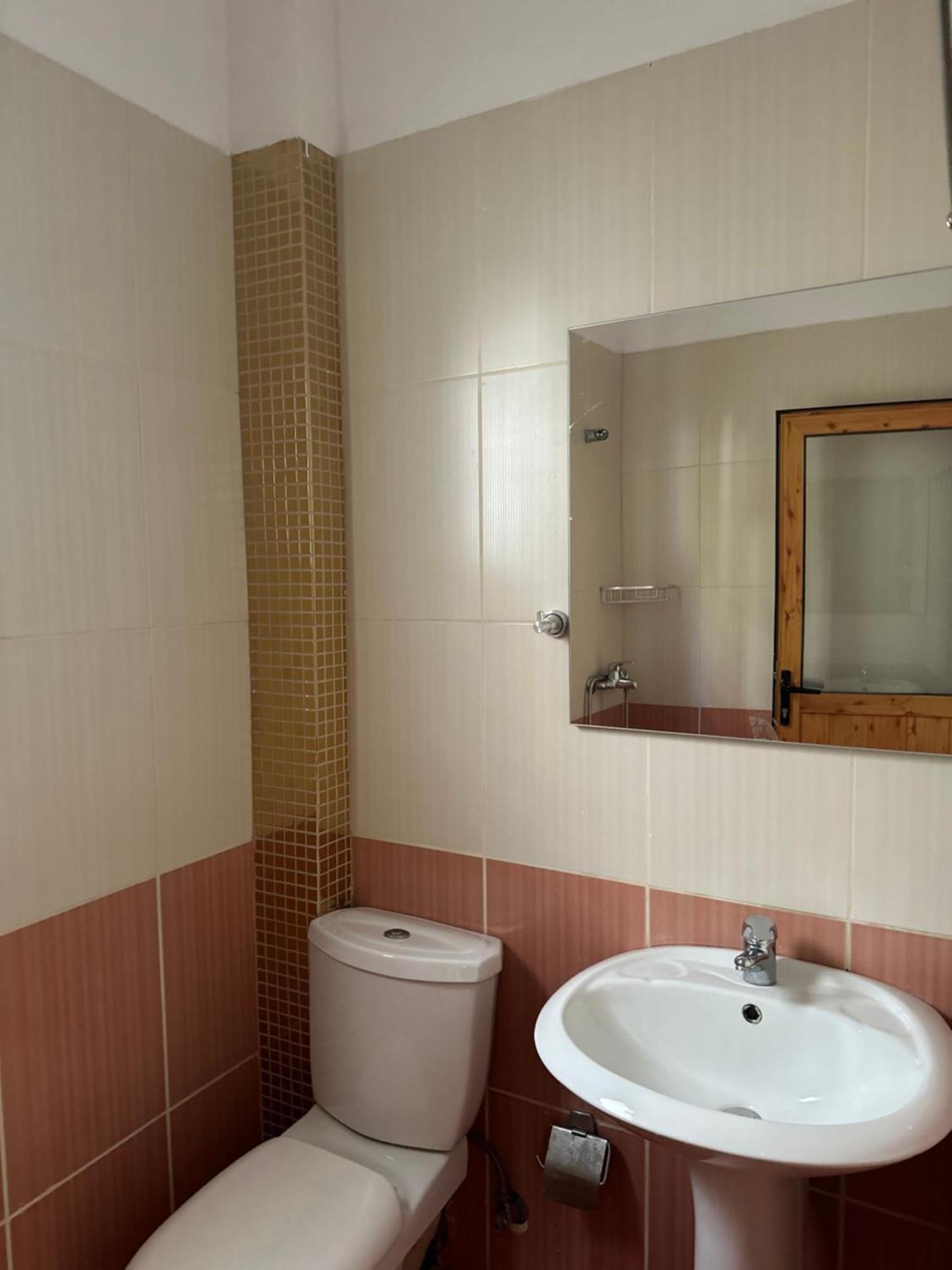 Vila Lemon Tree Sarandë Esterno foto